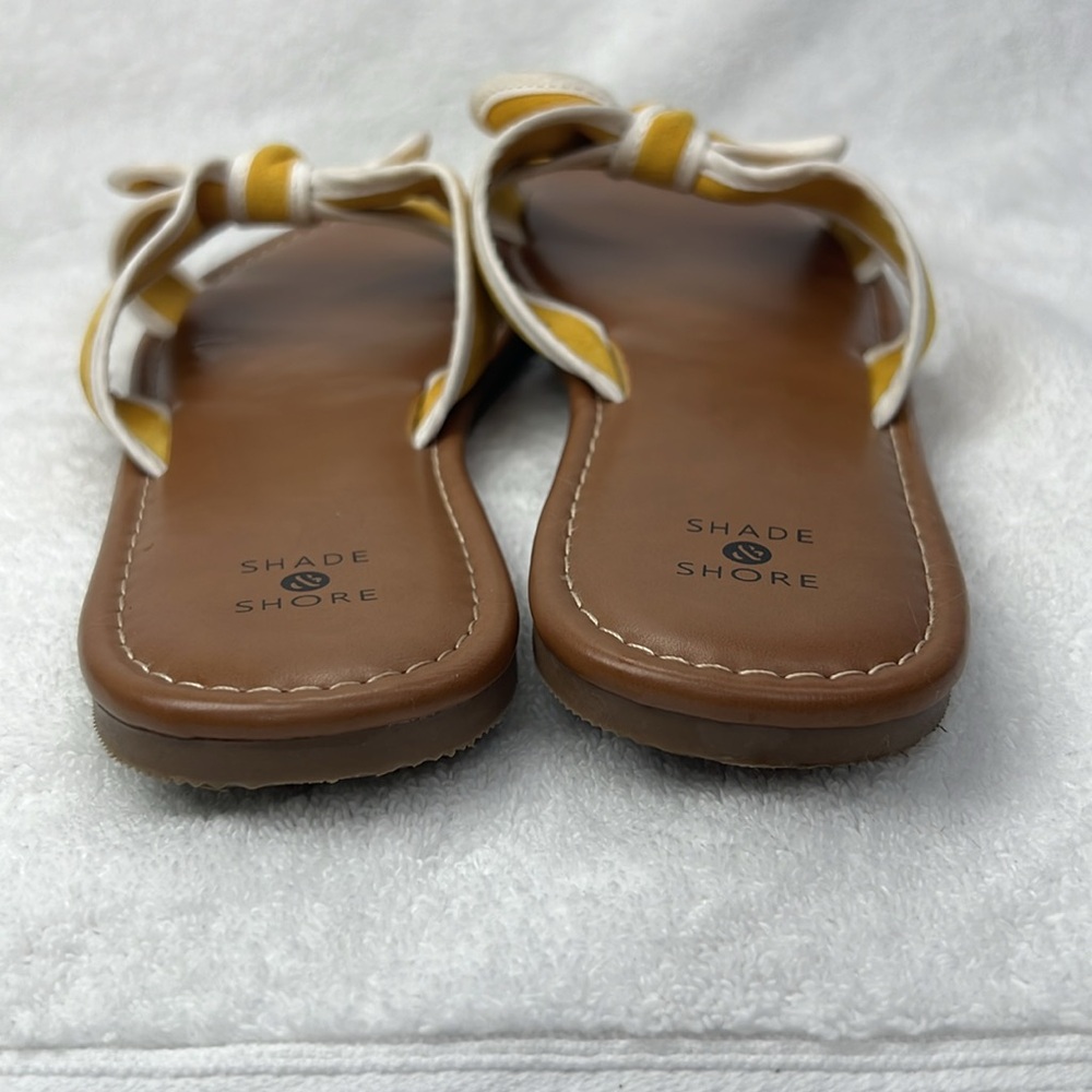 Shade & shore, sandals, yellow suede with cloth piping size 9 - Picture 3 of 4